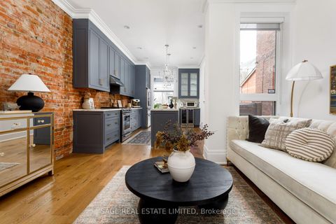 Photo 8 at 221 Crawford Street, Bellwoods, Toronto