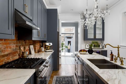 Photo 14 at 221 Crawford Street, Bellwoods, Toronto