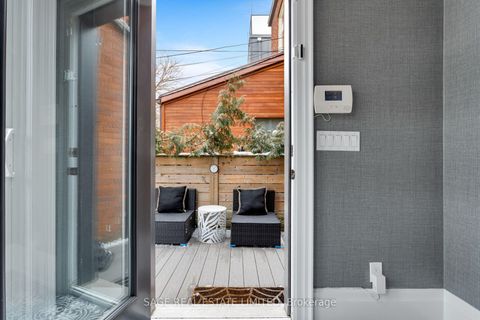 Photo 16 at 221 Crawford Street, Bellwoods, Toronto