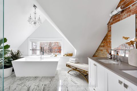 Photo 39 at 221 Crawford Street, Bellwoods, Toronto