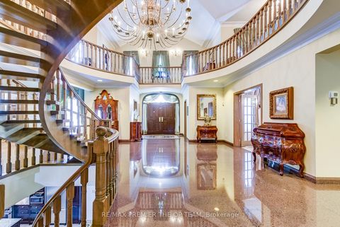 Photo 3 at 118 Cowan Drive, East Woodbridge, Vaughan