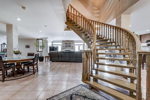 Photo 18 at 118 Cowan Drive, East Woodbridge, Vaughan