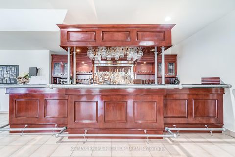 Photo 33 at 118 Cowan Drive, East Woodbridge, Vaughan