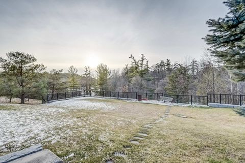 Photo 42 at 118 Cowan Drive, East Woodbridge, Vaughan