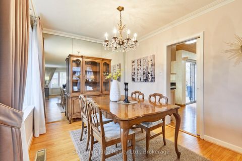 Photo 2 at 2 Somerdale Square, Guildwood, Toronto