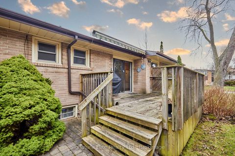 Photo 13 at 2 Somerdale Square, Guildwood, Toronto