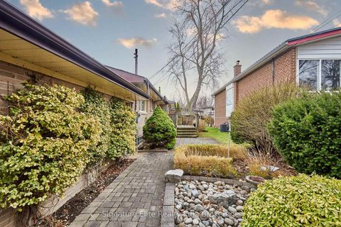 Photo 16 at 2 Somerdale Square, Guildwood, Toronto
