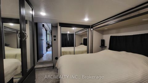 Photo 9 at 69 Horseshoe Circle, Pefferlaw, Georgina