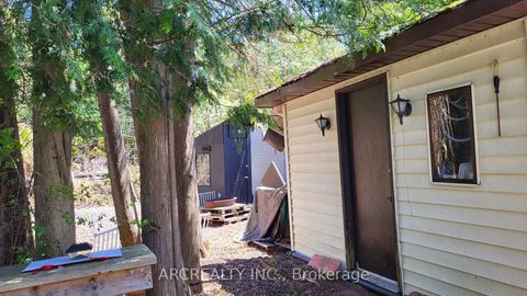 Photo 14 at 69 Horseshoe Circle, Pefferlaw, Georgina