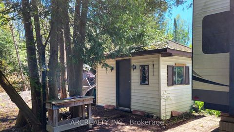 Photo 15 at 69 Horseshoe Circle, Pefferlaw, Georgina