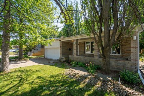 Photo 1 at 23 Christine Crescent, Willowdale West, Toronto