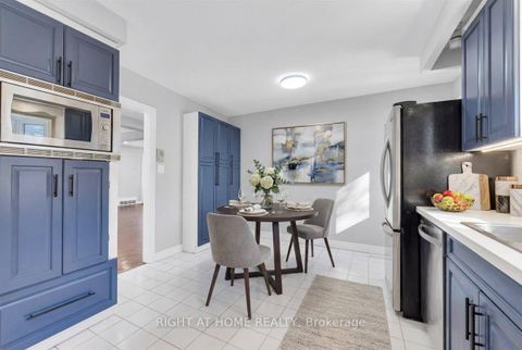 Photo 14 at 23 Christine Crescent, Willowdale West, Toronto