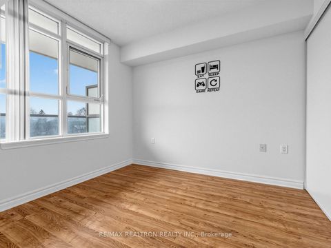 Photo 7 at 512 - 3830 Bathurst Street, Clanton Park, Toronto