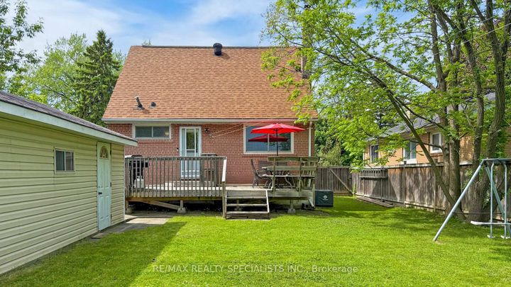 Photo 24 at 3392 Sonja Road, Malton, Mississauga