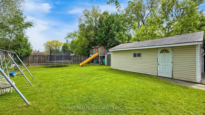 Photo 26 at 3392 Sonja Road, Malton, Mississauga