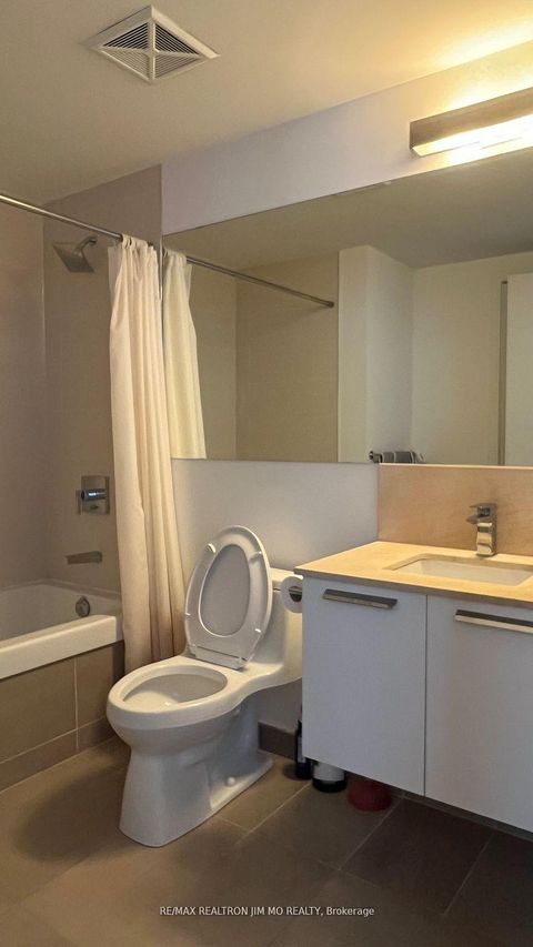 Photo 27 at 706 - 28 Wellesley Street E, Yonge Corridor, Toronto
