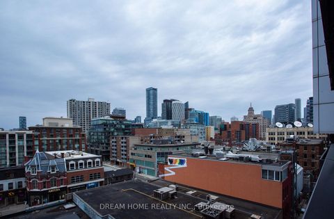 Photo 15 at 816 - 330 Richmond Street W, Waterfront Communities C1, Toronto