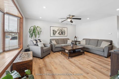 Photo 2 at 277 Parkway Avenue, Keswick South, Georgina