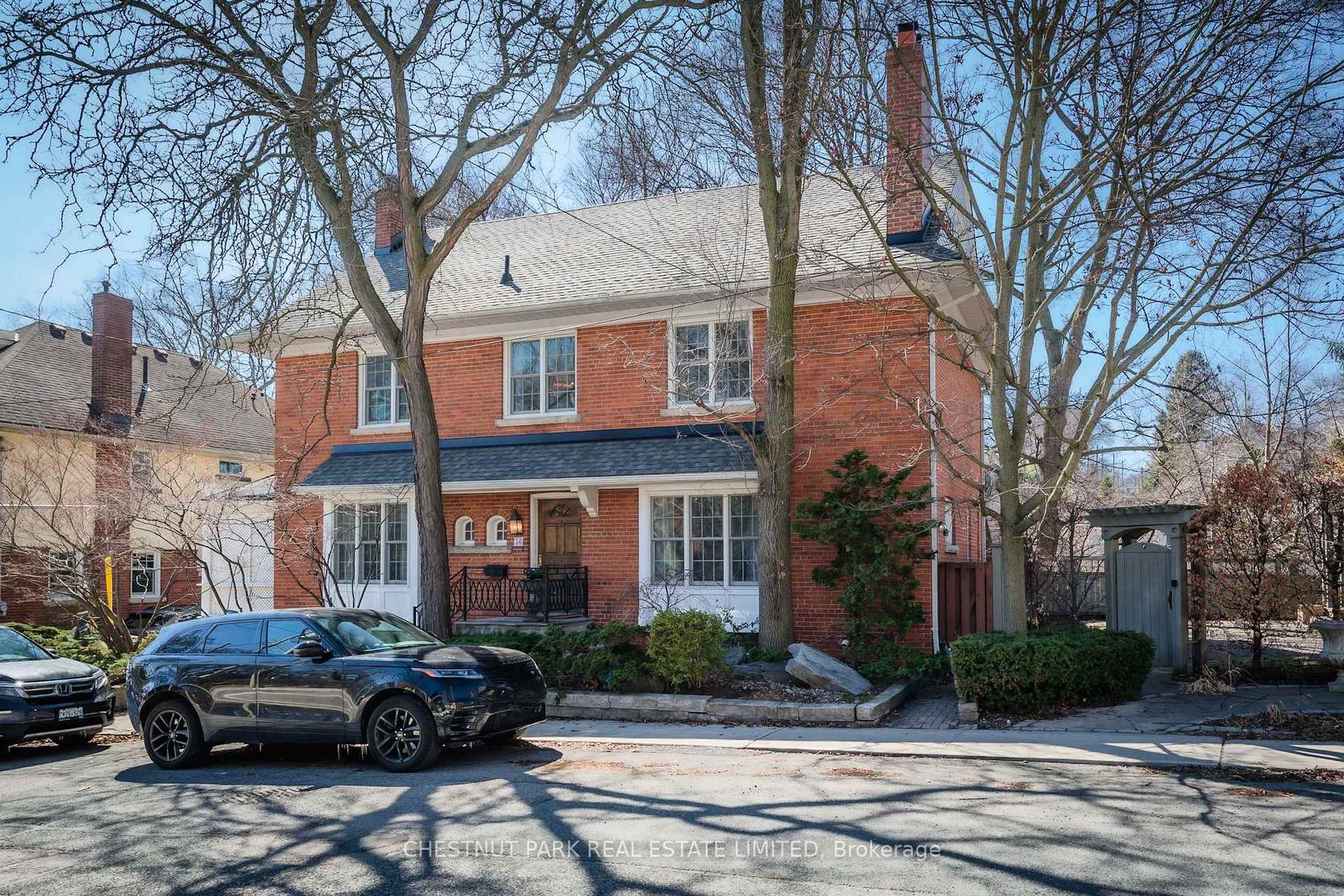 56 Poplar Plains Road, Casa Loma, Toronto photo 9