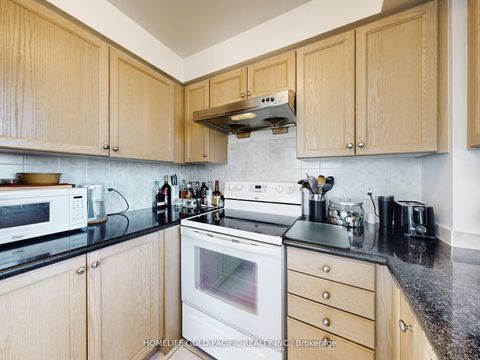 Photo 14 at 1211 - 350 Red Maple Road, Langstaff, Richmond Hill