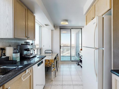 Photo 16 at 1211 - 350 Red Maple Road, Langstaff, Richmond Hill