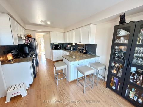 Photo 5 at 21 - 120 D'ambrosio Drive, Painswick North, Barrie