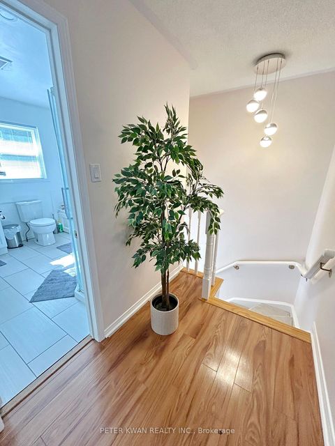 Photo 8 at 21 - 120 D'ambrosio Drive, Painswick North, Barrie