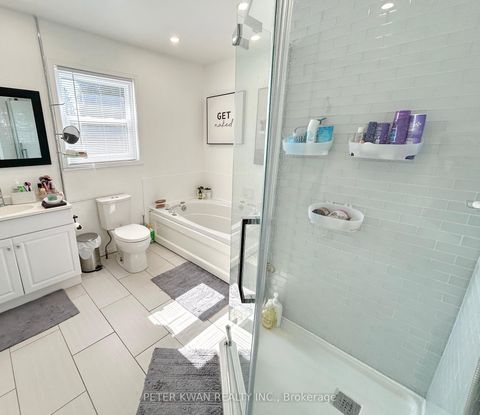 Photo 13 at 21 - 120 D'ambrosio Drive, Painswick North, Barrie