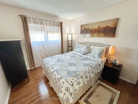 Photo 14 at 21 - 120 D'ambrosio Drive, Painswick North, Barrie