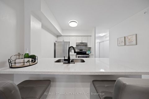 Photo 11 at 101 - 1 Sudbury Street, Niagara, Toronto