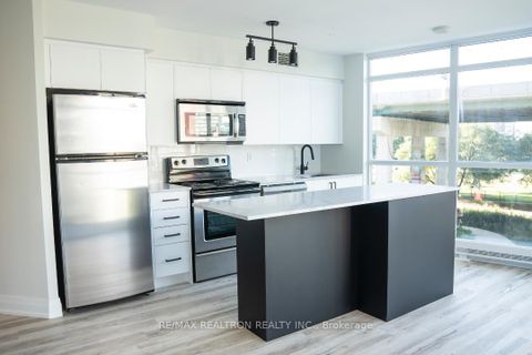 Photo 4 at 574 - 209 Fort York Boulevard, Niagara, Toronto