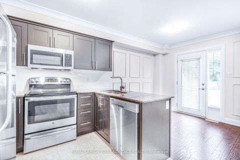 Photo 4 at 4 - 29 MADELAINE Drive, Painswick South, Barrie