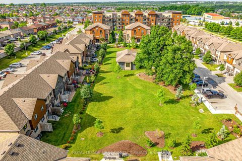 Photo 18 at 4 - 29 MADELAINE Drive, Painswick South, Barrie