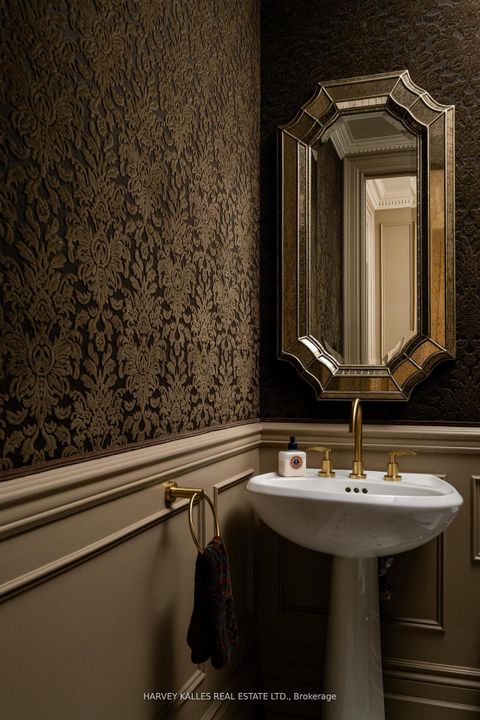 Photo 9 at 3 - 12 Macpherson Avenue, Annex, Toronto