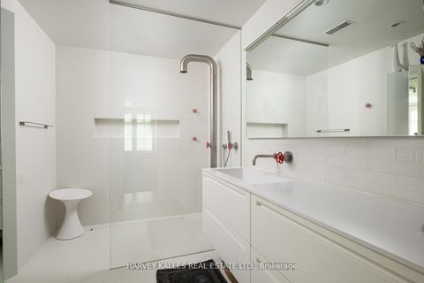 Photo 14 at 3 - 12 Macpherson Avenue, Annex, Toronto