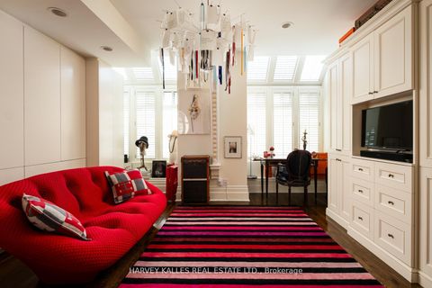 Photo 16 at 3 - 12 Macpherson Avenue, Annex, Toronto