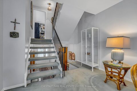 Photo 8 at 91 Bellefontaine Street, L'Amoreaux, Toronto