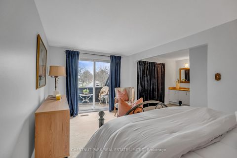 Photo 10 at 91 Bellefontaine Street, L'Amoreaux, Toronto