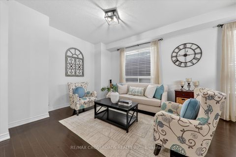 Photo 9 at 98 Britannia Avenue E, Windfields, Oshawa