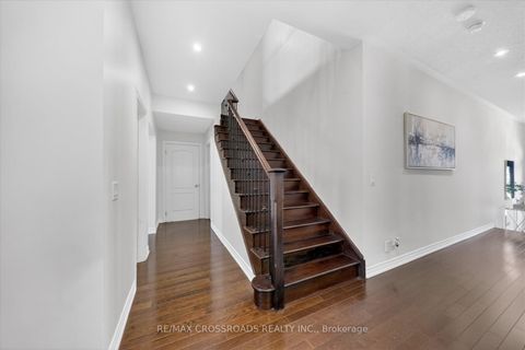 Photo 20 at 98 Britannia Avenue E, Windfields, Oshawa