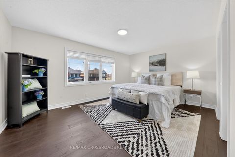 Photo 32 at 98 Britannia Avenue E, Windfields, Oshawa