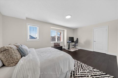 Photo 35 at 98 Britannia Avenue E, Windfields, Oshawa