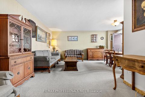 Photo 2 at 1704 - 180 Markham Road, Scarborough Village, Toronto