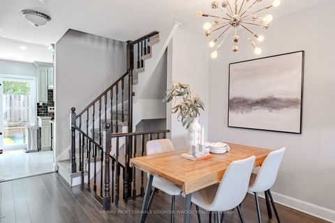 Photo 2 at 20 - 224 Rosemount Avenue, Weston, Toronto