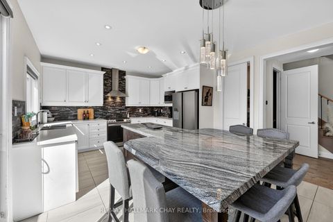 Photo 8 at 2 Cypress Point Street, Holly, Barrie