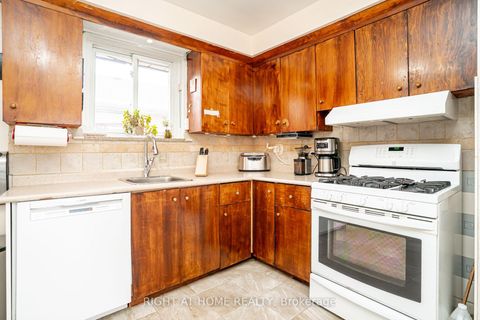 Photo 14 at 67 Torrance Road, Eglinton East, Toronto