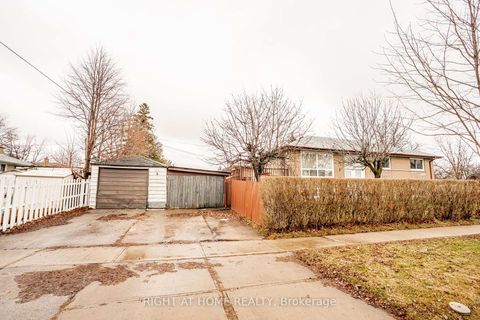 Photo 33 at 67 Torrance Road, Eglinton East, Toronto