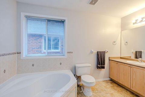 Photo 5 at 30 Hewitt Place, Georgian Drive, Barrie