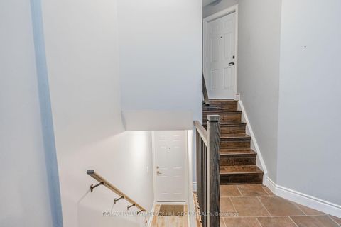 Photo 11 at 30 Hewitt Place, Georgian Drive, Barrie