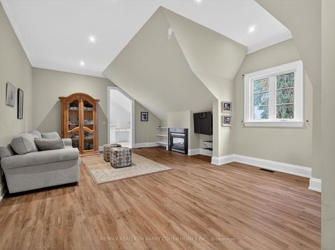 Photo 27 at 17 Bayview Ridge, York Mills, Toronto